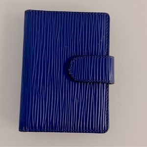 New cobalt blue small Epi leather wallet, same leather used for Louis Vuitton.